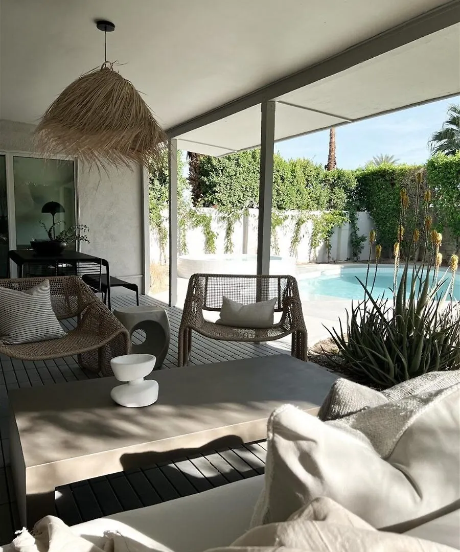 Meiselman Mid Mod Pool And Spa In Sunrise Park Palm Springs Dom wakacyjny